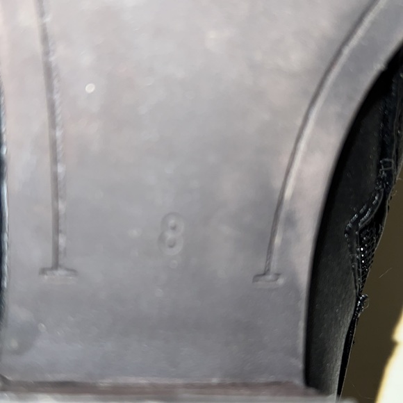 Old navy ankle boots size 8 - Picture 6 of 6